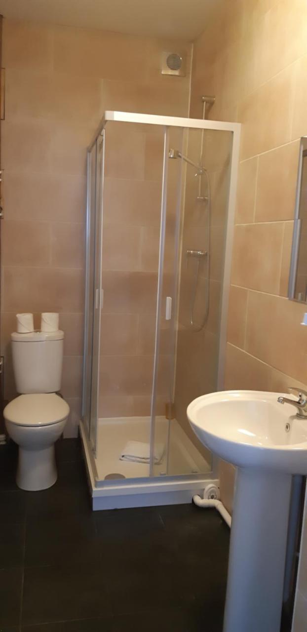 Carmel Serviced Rooms Southampton Room photo